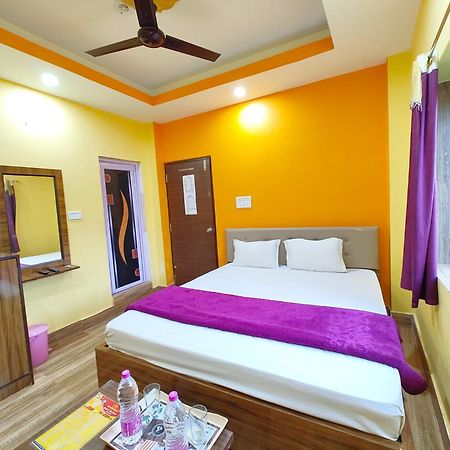 Goroomgo Sahoo Palace Puri - Prime Location Near Sea Beach - Excellent Service With Parking Facilities Buitenkant foto