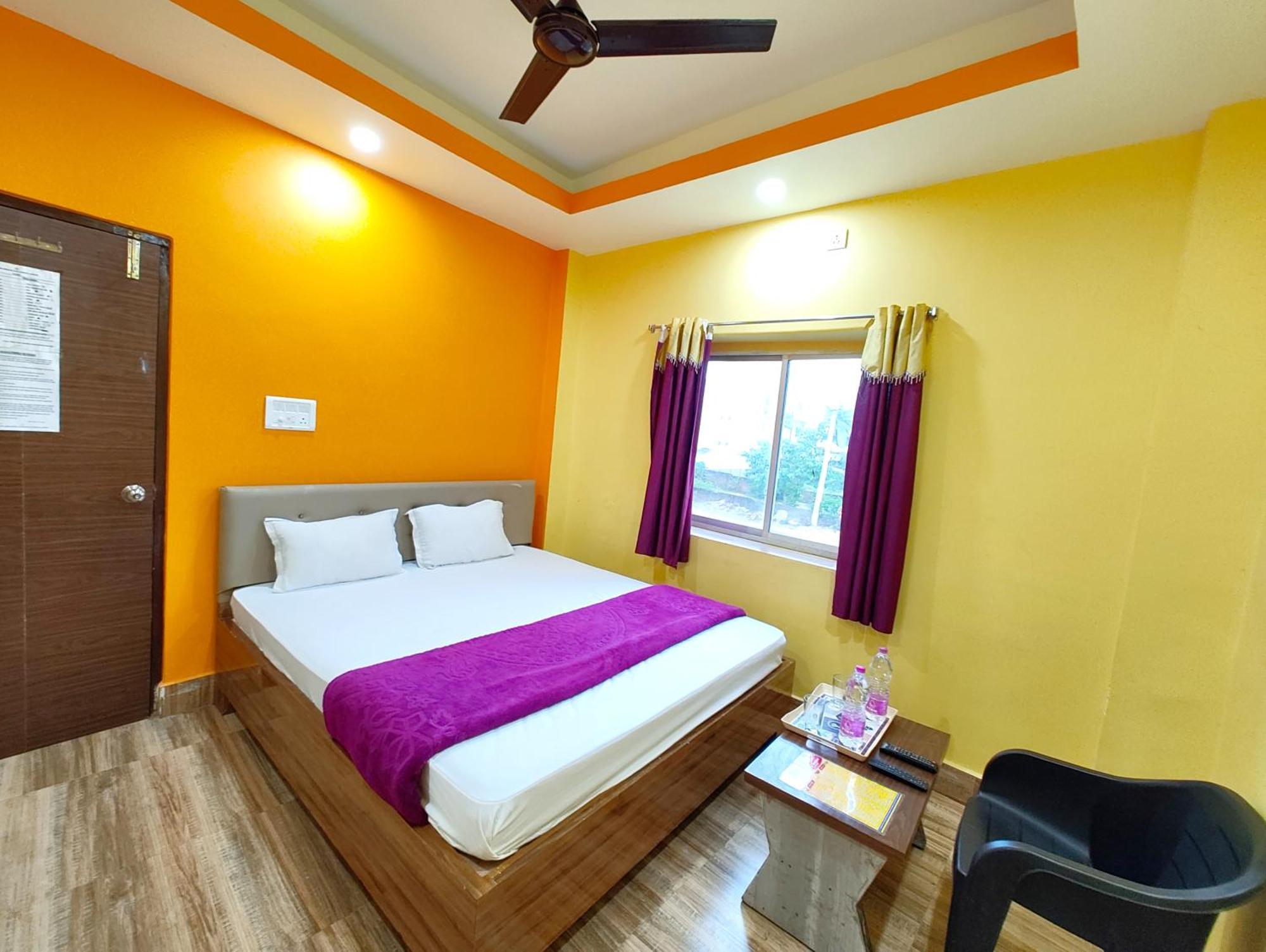 Goroomgo Sahoo Palace Puri - Prime Location Near Sea Beach - Excellent Service With Parking Facilities Buitenkant foto