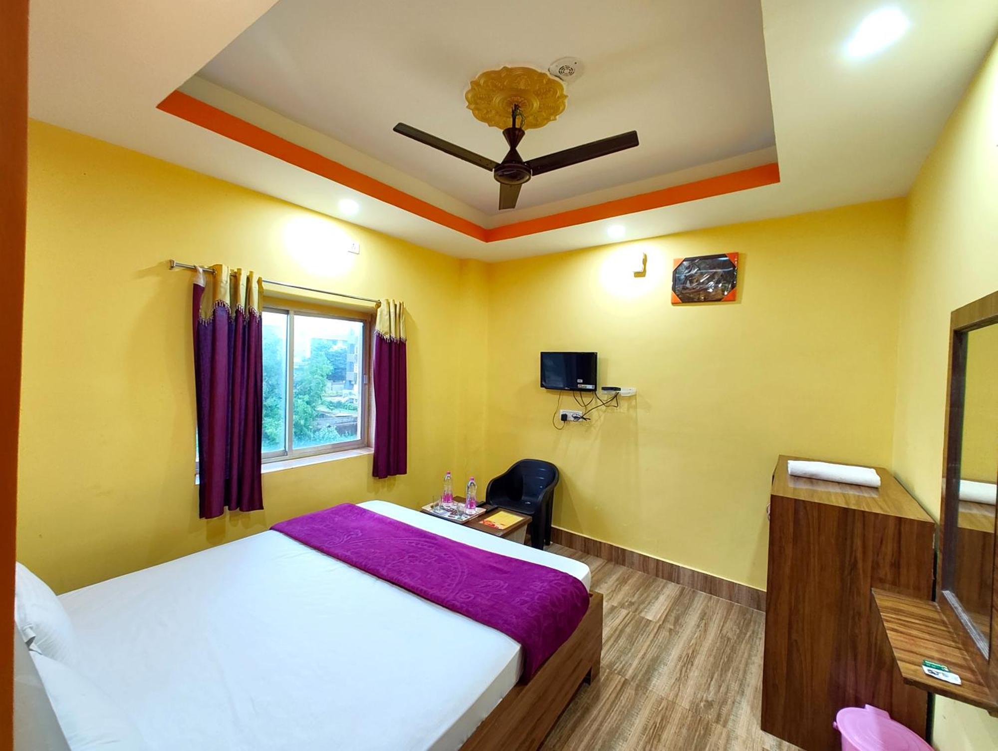Goroomgo Sahoo Palace Puri - Prime Location Near Sea Beach - Excellent Service With Parking Facilities Buitenkant foto
