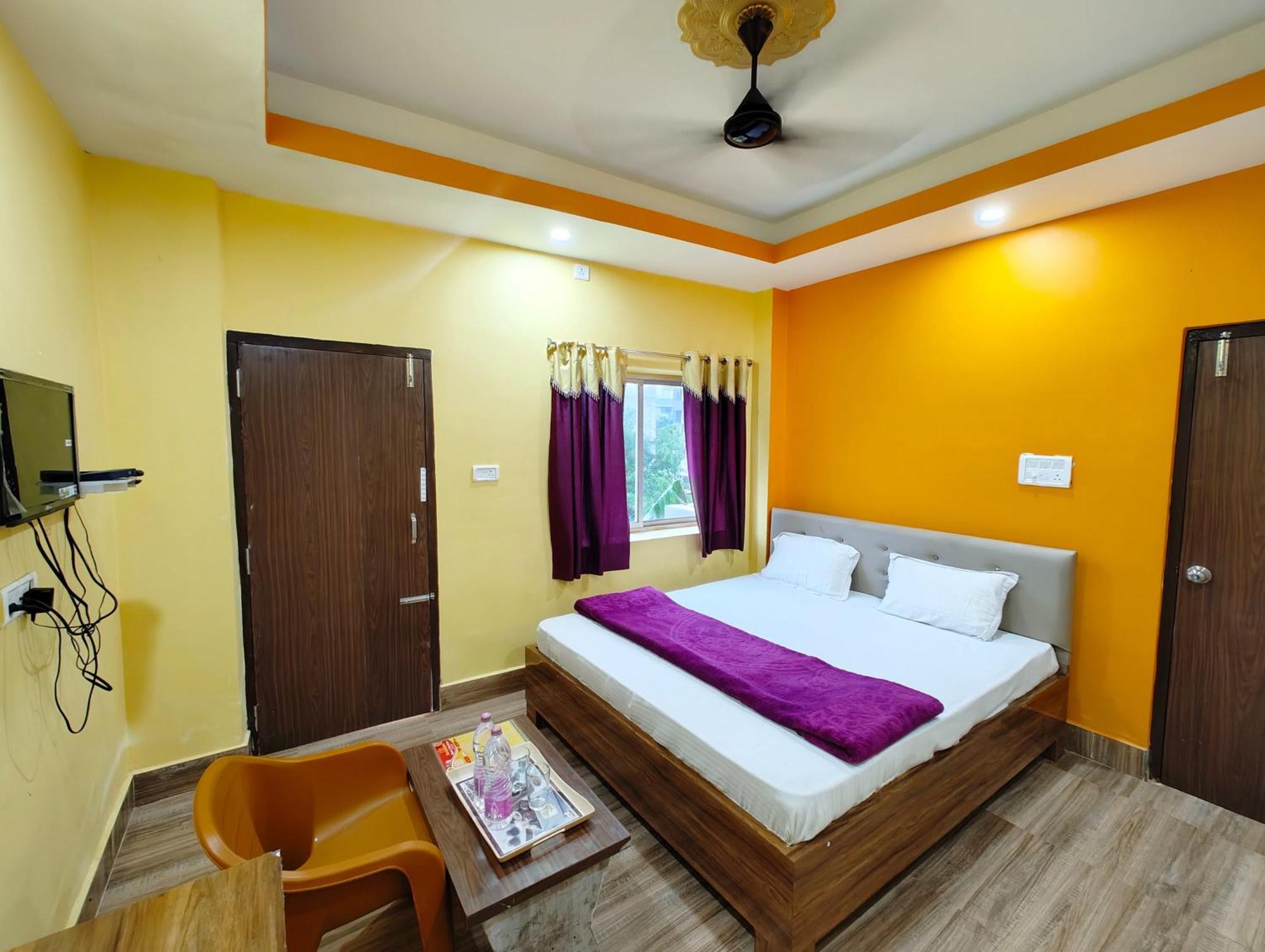 Goroomgo Sahoo Palace Puri - Prime Location Near Sea Beach - Excellent Service With Parking Facilities Buitenkant foto